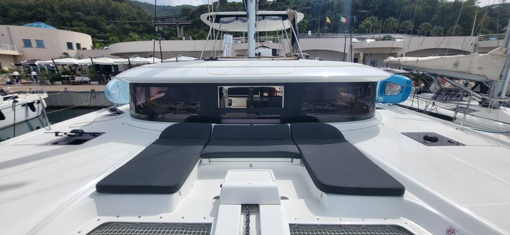 Lagoon 46 Blue Moon