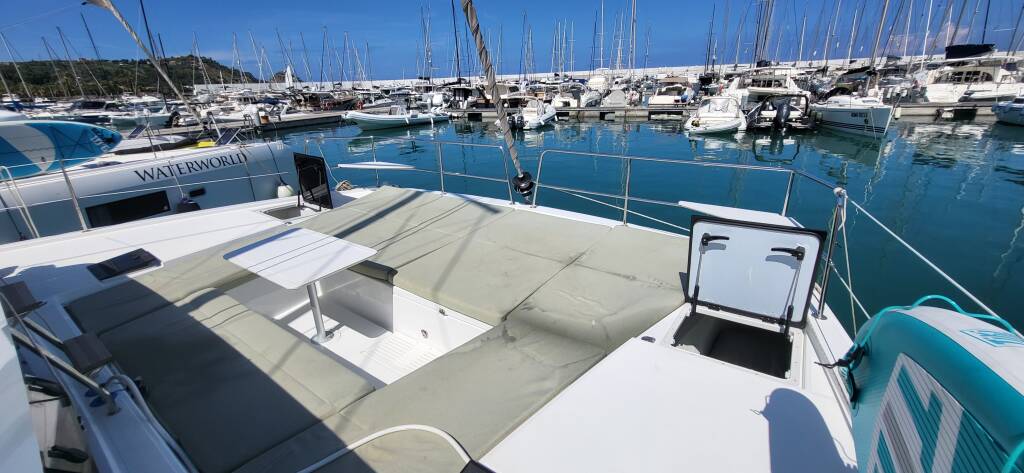 Lagoon 46 Blue Moon