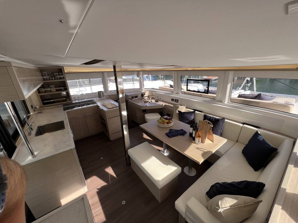 Lagoon 46 MAESTRO