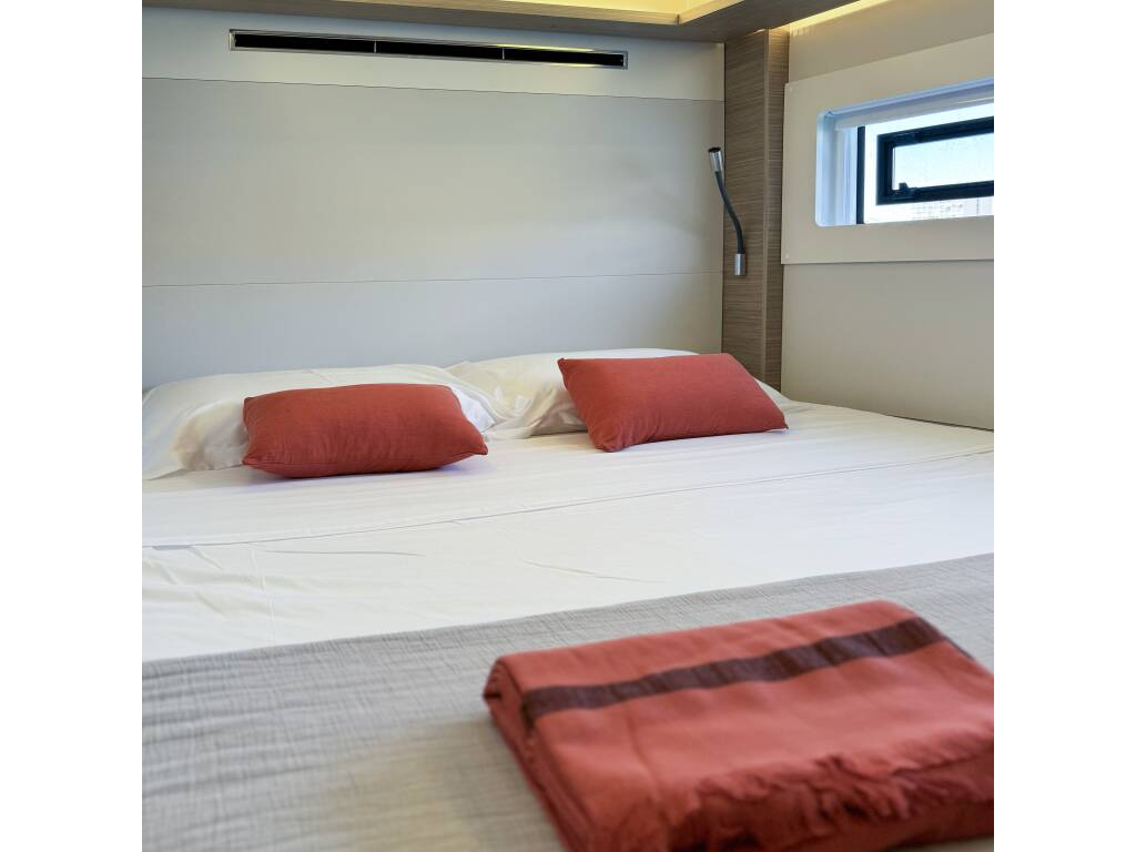 Lagoon 46 YOFF