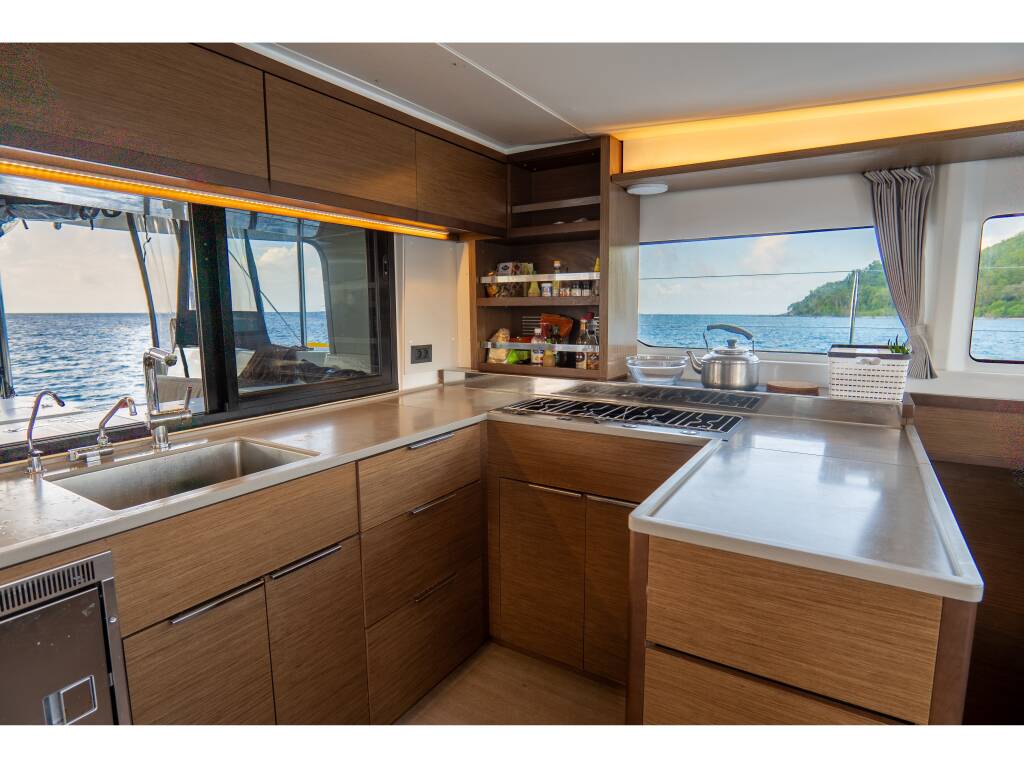 Lagoon 46 Pantera
