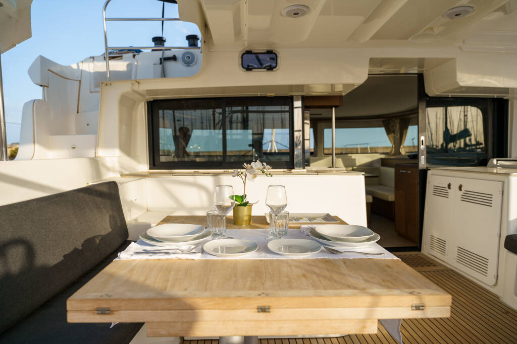 Lagoon 46 Sbronzo