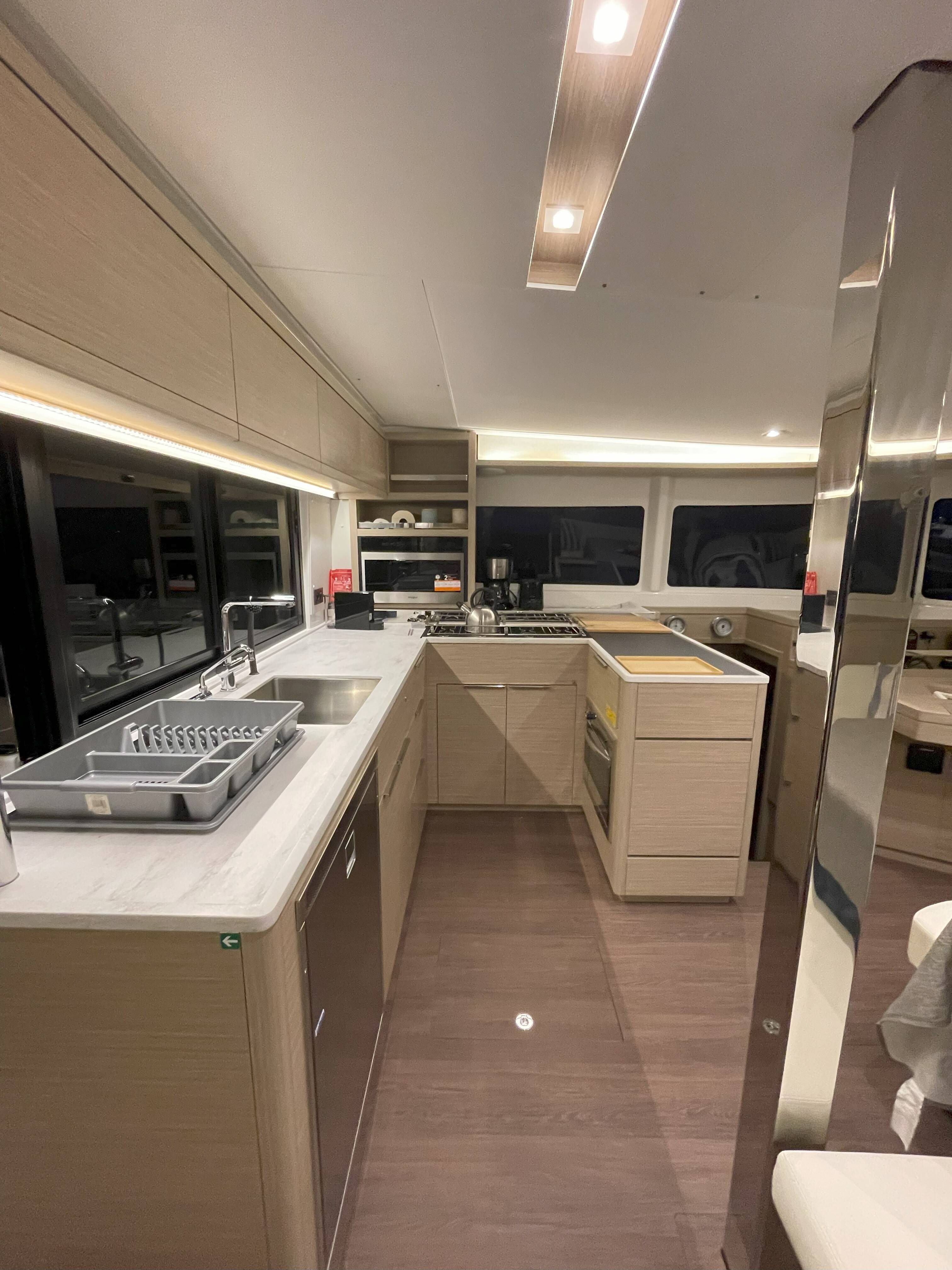 Lagoon 46  AELIA
