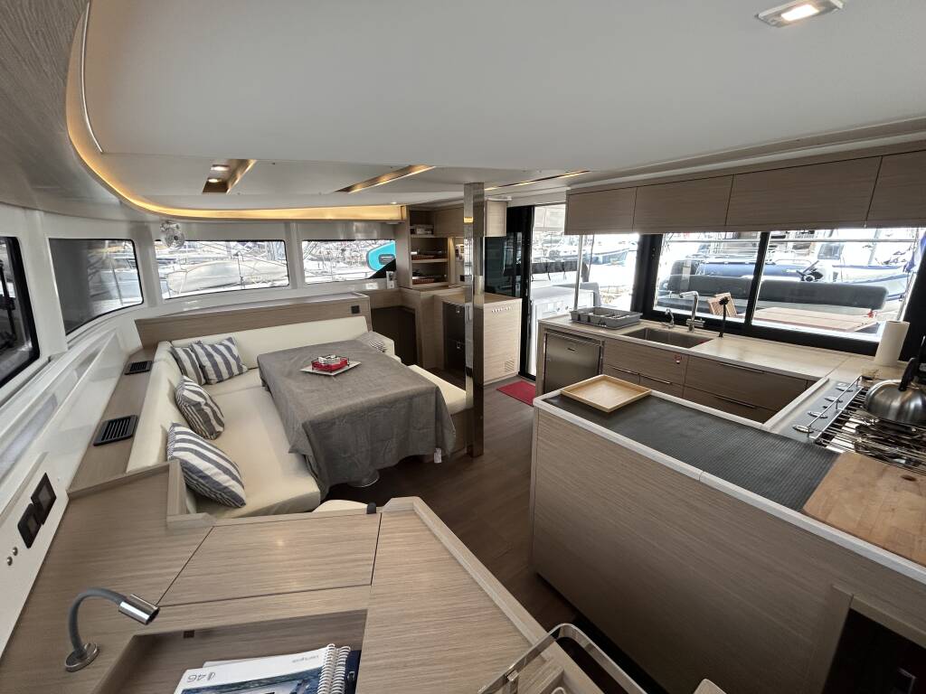 Lagoon 46  AELIA