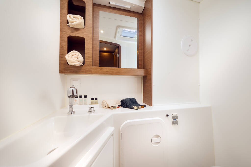 Lagoon 46 CONSTELLATION