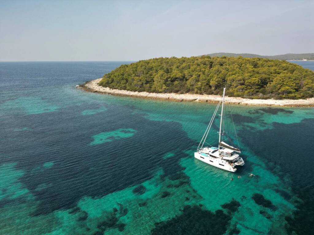 Lagoon 46 Active Cruises