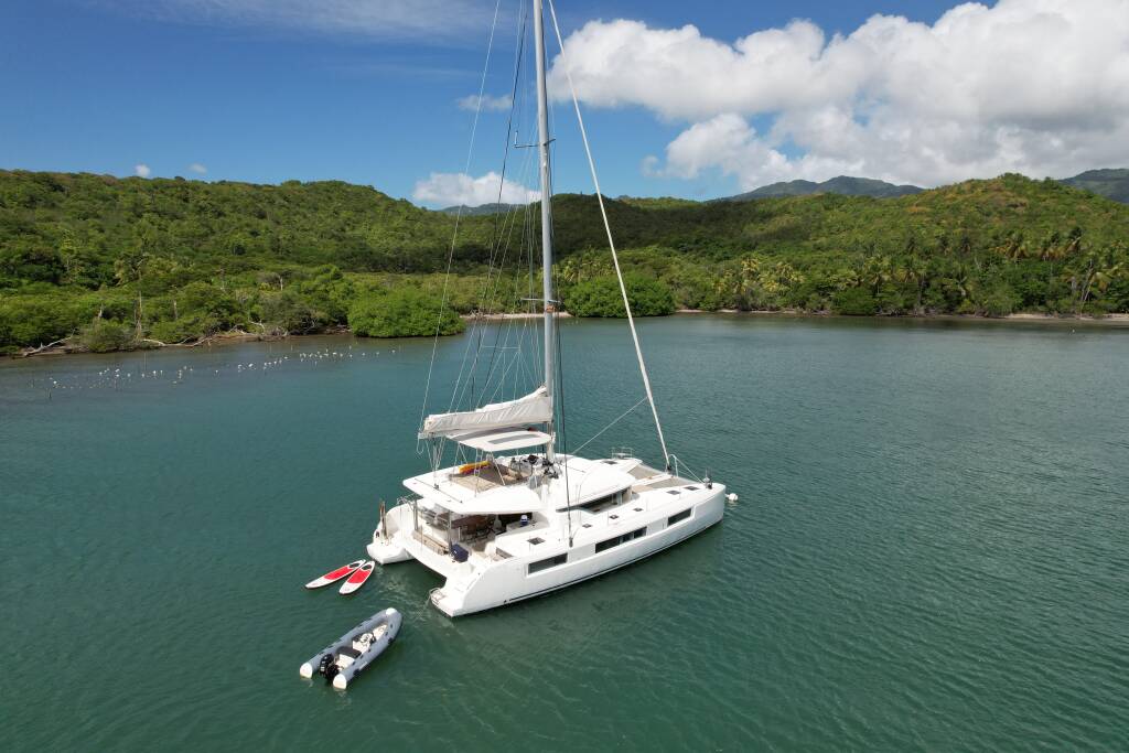 Lagoon 50 Swan