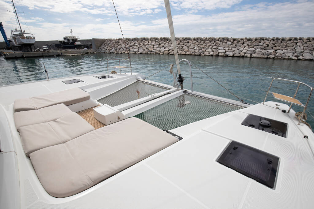 Lagoon 50  Finocchietto - Premium Crewed Line