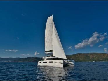 Lagoon 50 • INVICTUS II