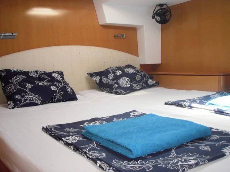 Lagoon 500 Otto Mezzo