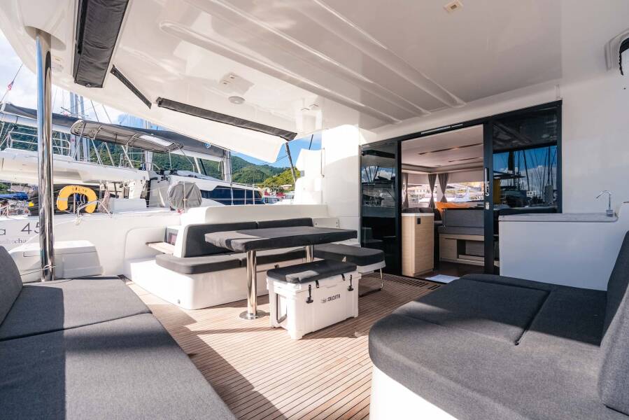 Lagoon 51 OW Moondance