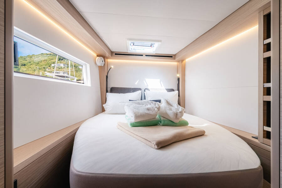 Lagoon 51 OW Moondance