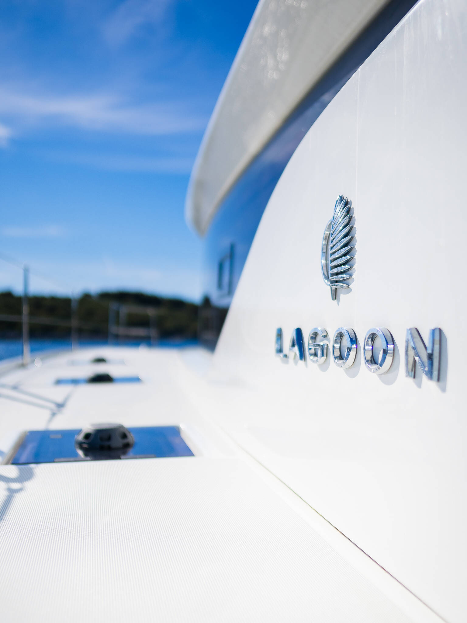 Lagoon 51 CATWALK