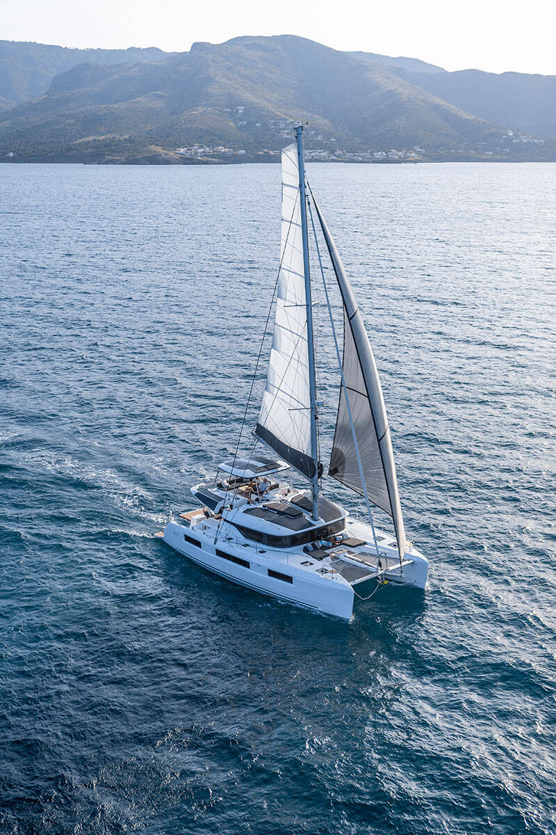 Lagoon 51 MOONSHADOW