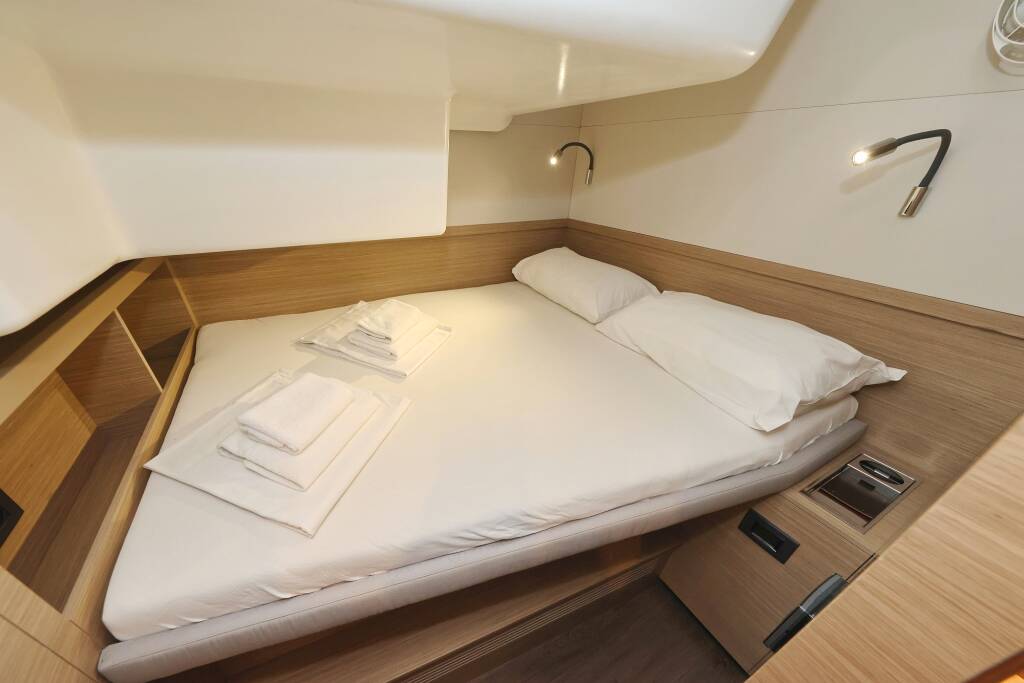 Lagoon 51  ZARATHUSTRA