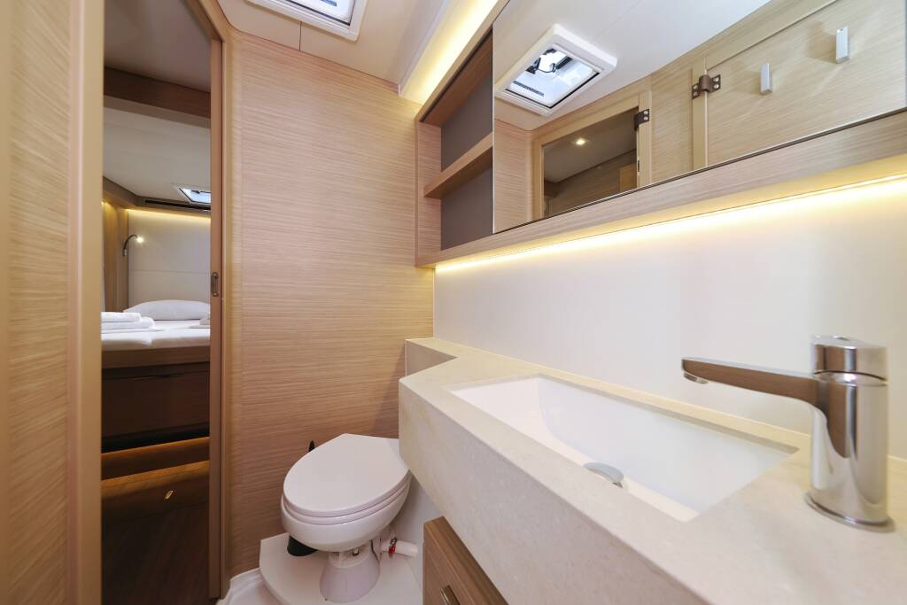 Lagoon 51  ZARATHUSTRA