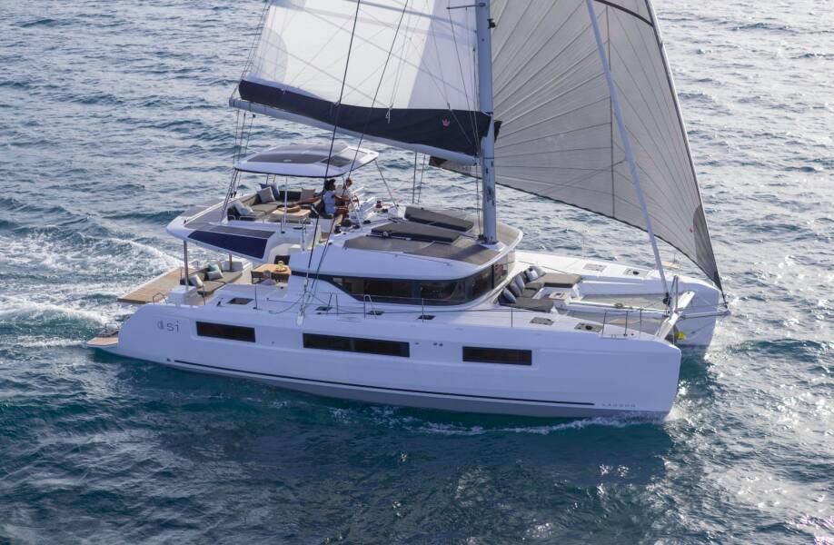 Lagoon 51 • Effie Star