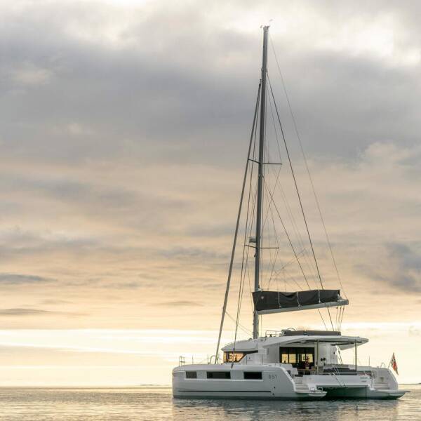 Lagoon 51 Athena Blu