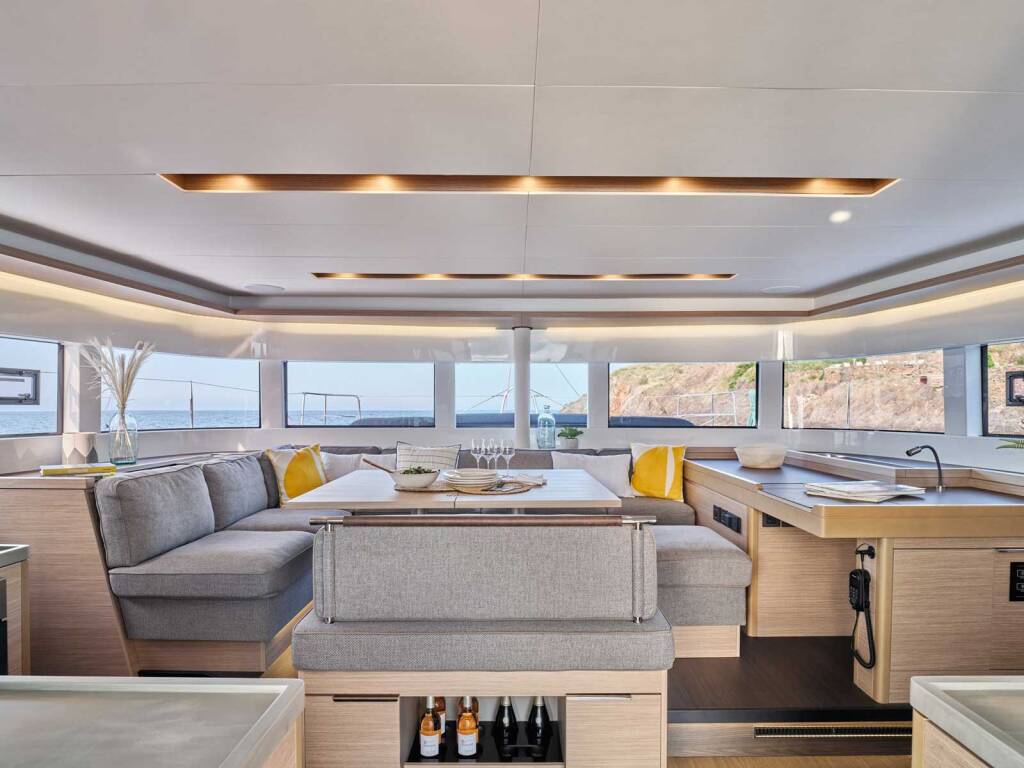 Lagoon 51 Athena Blu