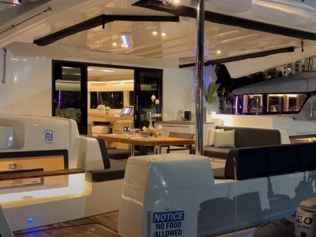 Lagoon 51 Athena Blu