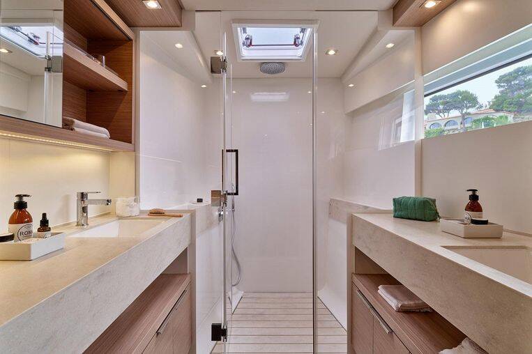 Lagoon 51 ERRANT VAGABOND