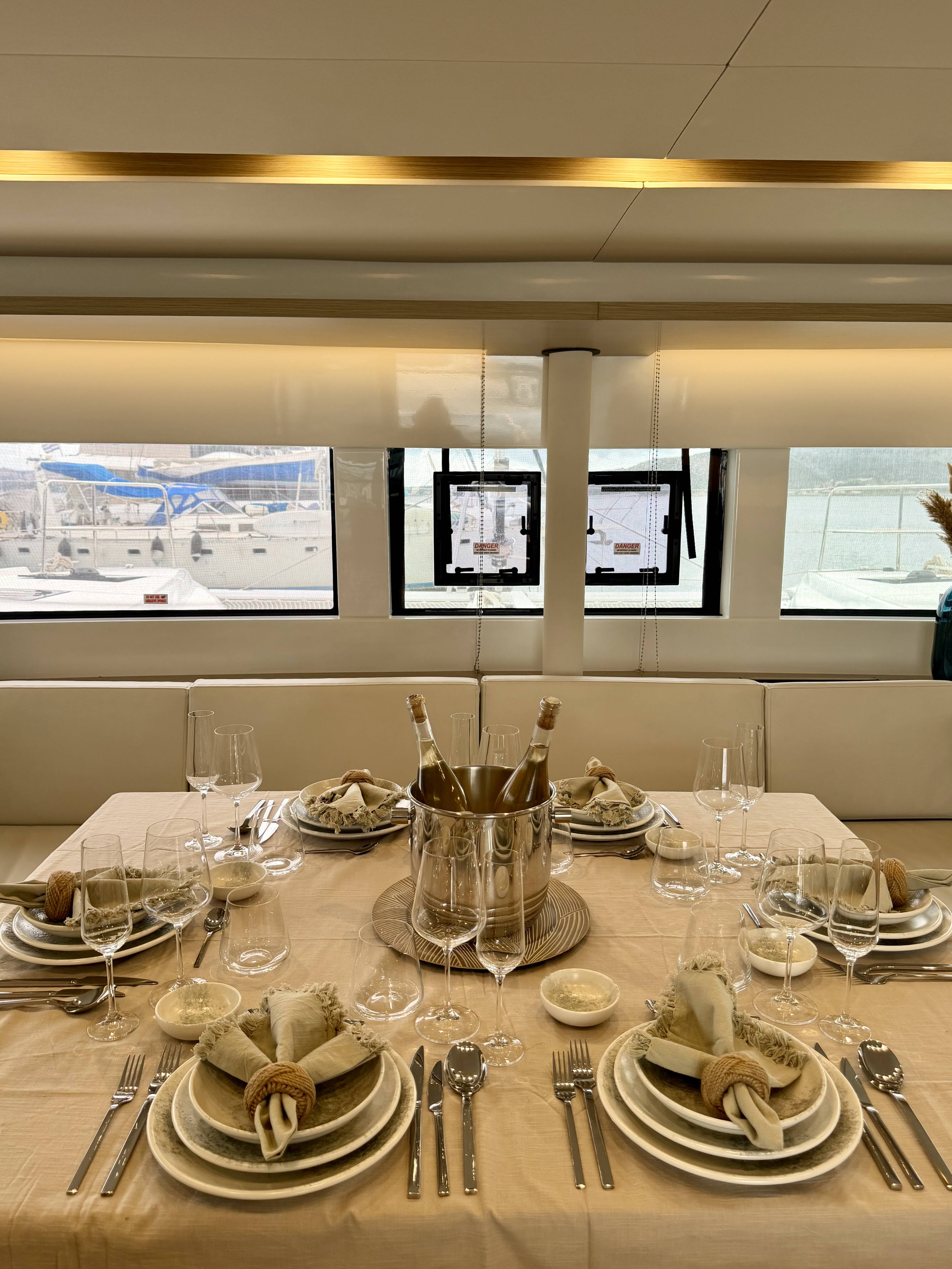 Lagoon 51 ERRANT VAGABOND