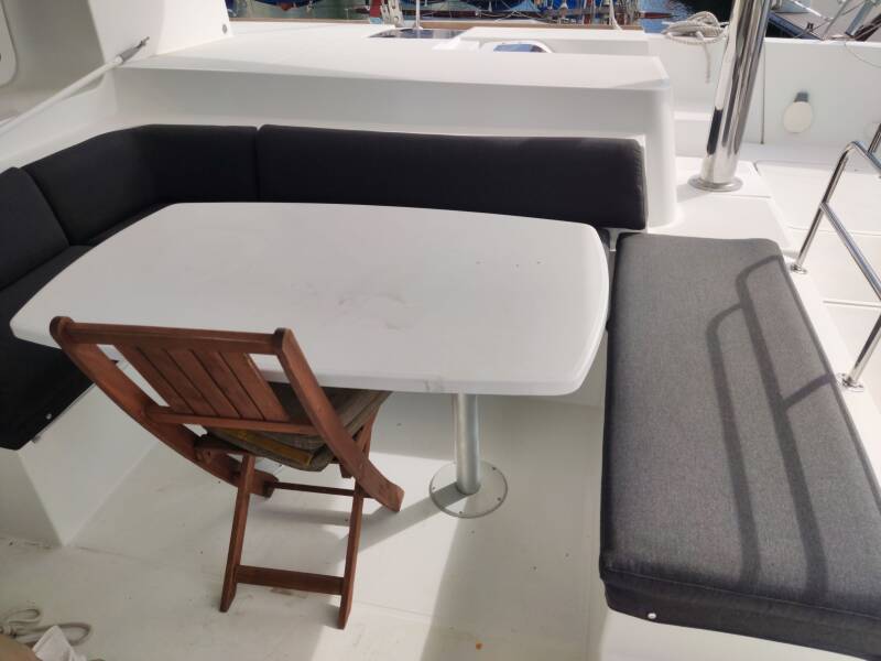 Lagoon 52 WATTEAU 