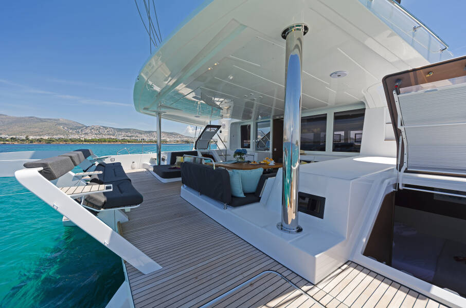 Lagoon 52 Summer Star