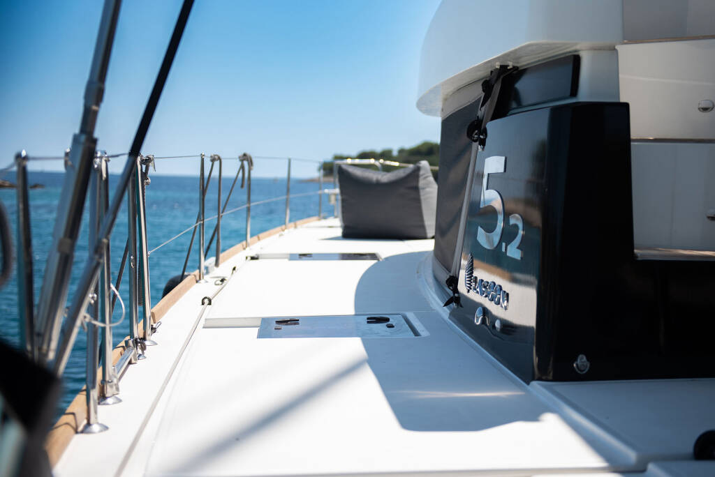 Lagoon 52 SERENITY