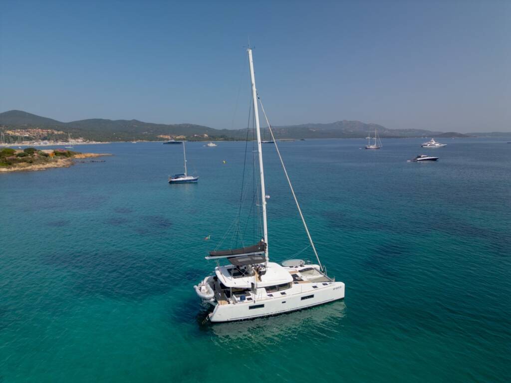 Lagoon 52F  Big Mama - PREMIUM LINE