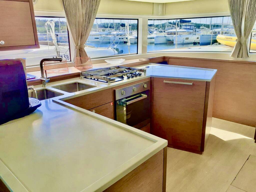 Lagoon 52F TIGA