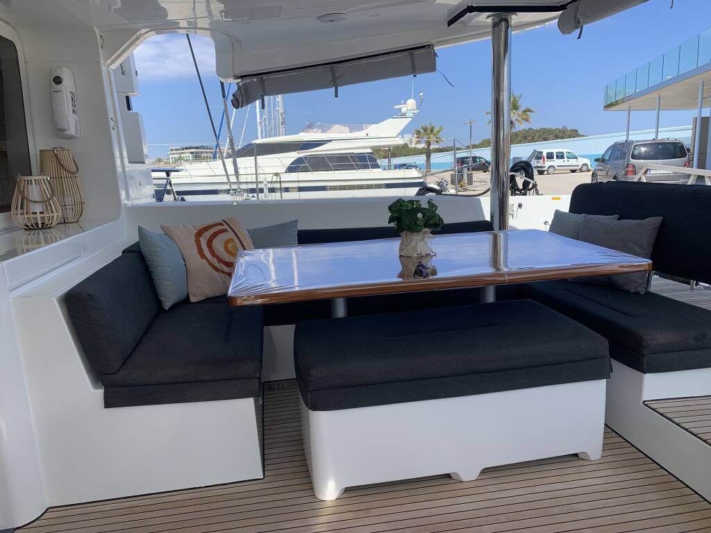 Lagoon 52F  GOA 10