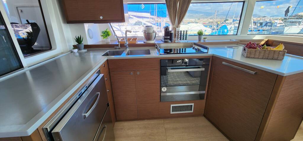 Lagoon 52F Tamiro