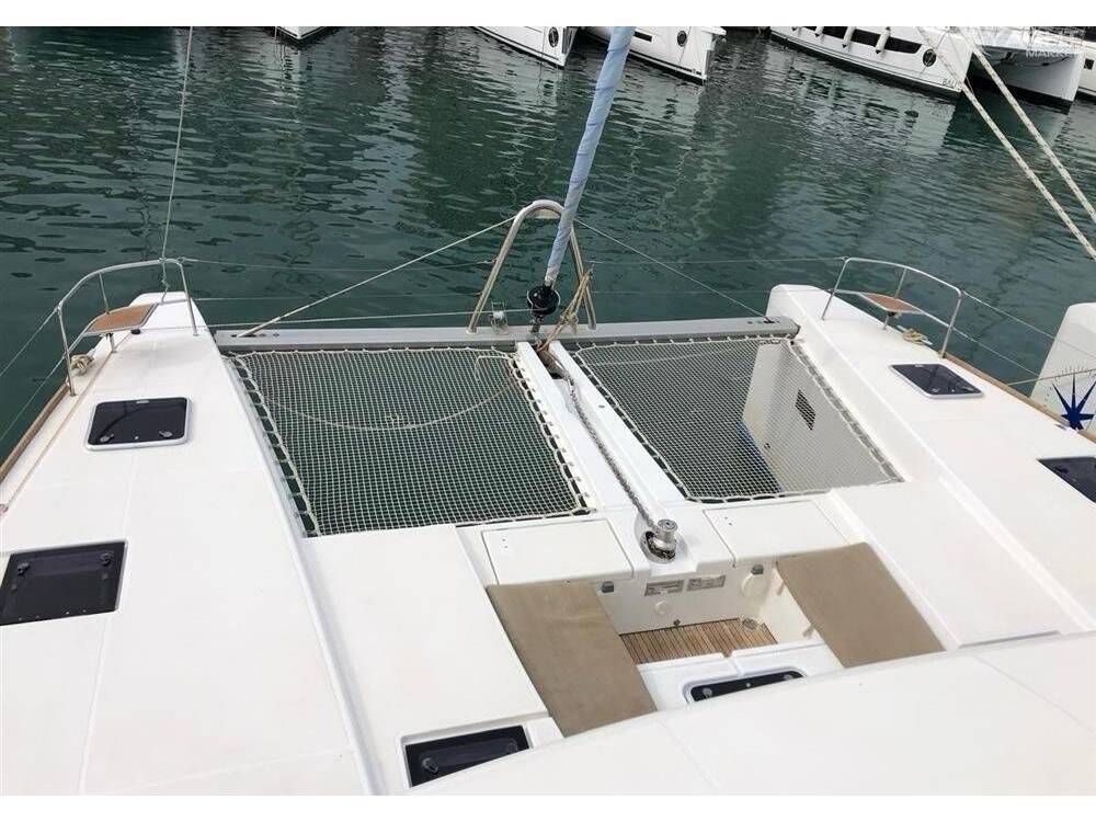 Lagoon 52F DELUXE