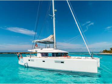 Lagoon 52F • AKANA