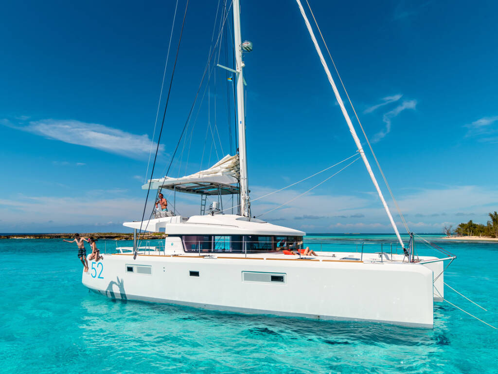Lagoon 52F AKANA