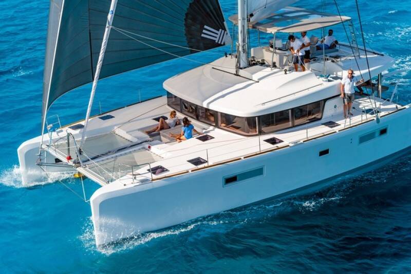 Lagoon 52F AKANA