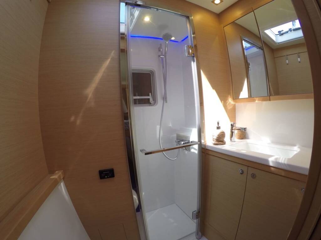 Lagoon 52F SUMMERTIME - with flyboard and jet ski