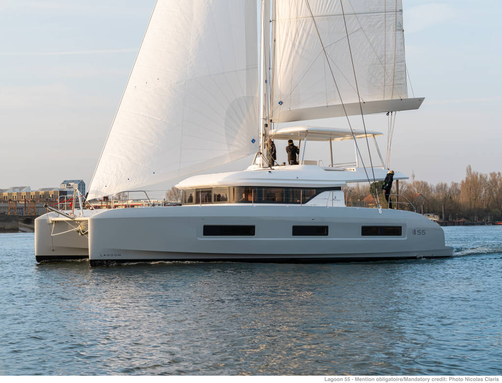 Lagoon 55 LUXURY version  ARTISAN