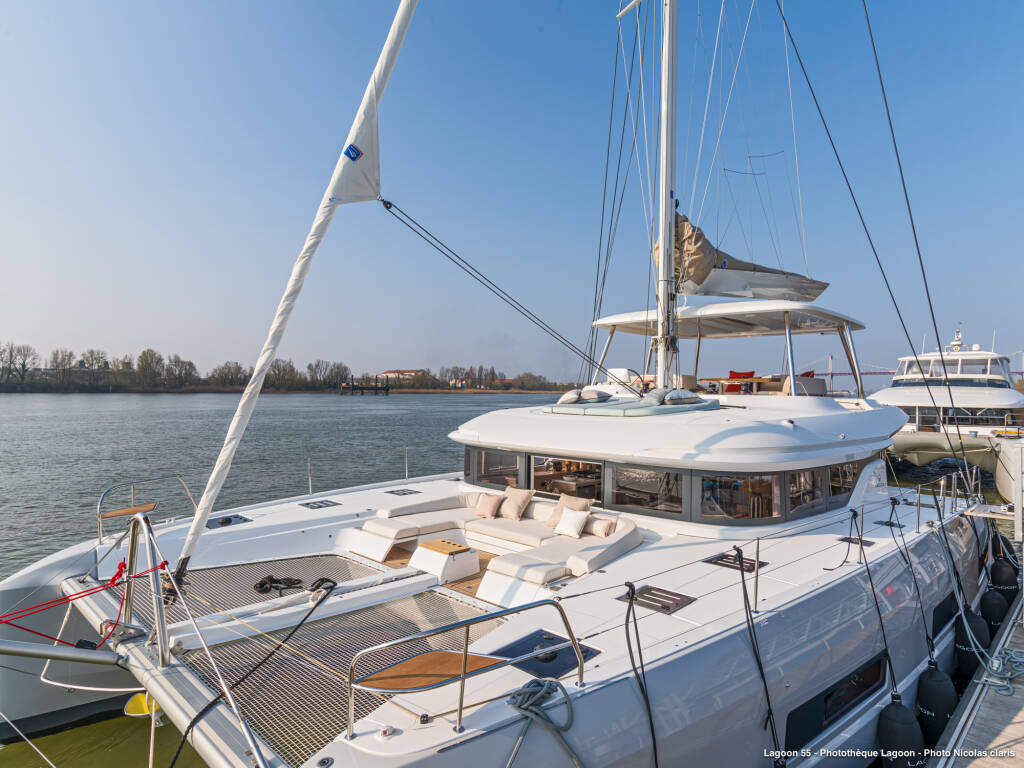 Lagoon 55 LUXURY version  ARTISAN