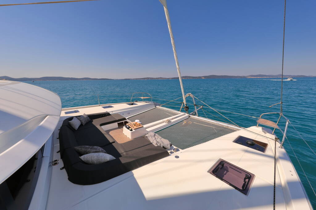 Lagoon 55 CHAMPAGNE PLEASE