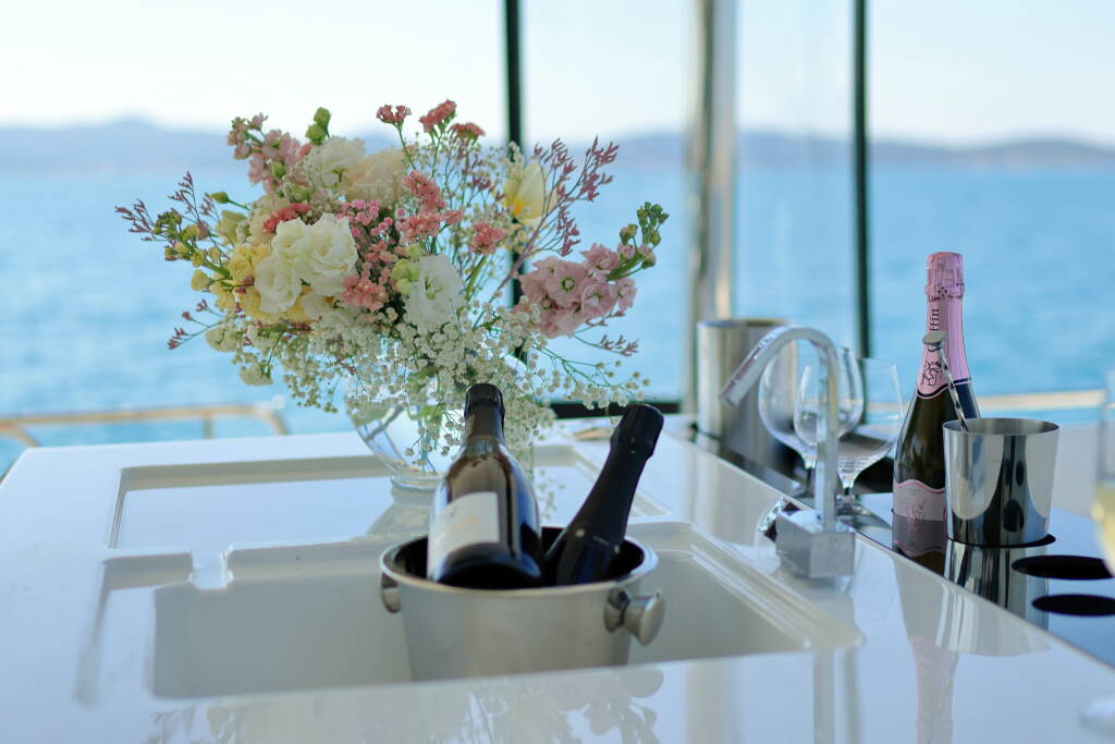 Lagoon 55 CHAMPAGNE PLEASE