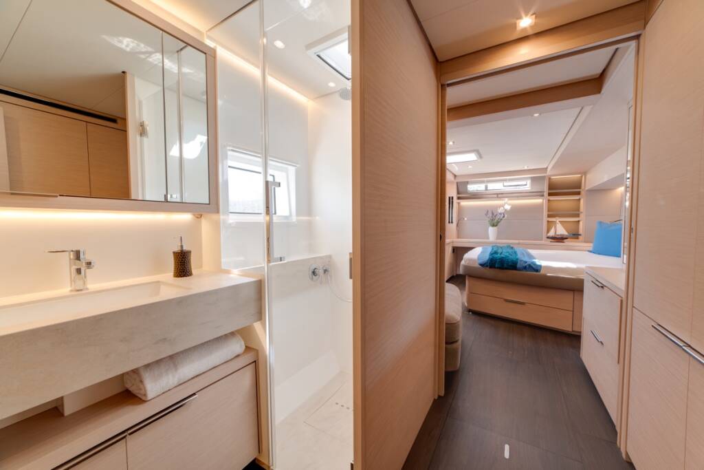 Lagoon 55 Zeri - FIRST CLASS