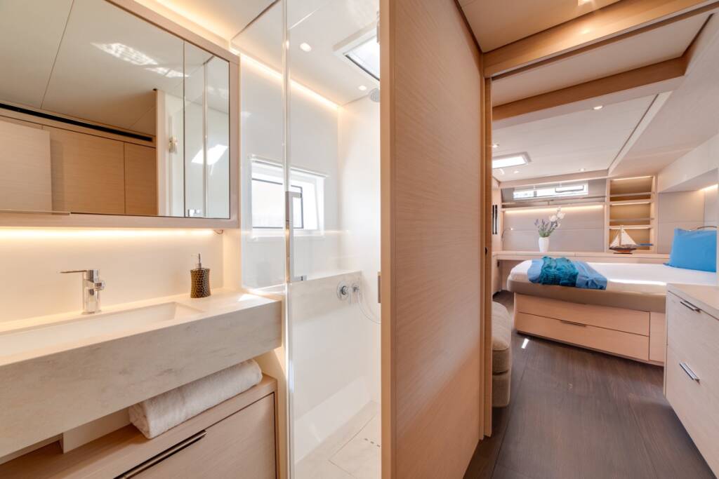 Lagoon 55 Zeri - FIRST CLASS