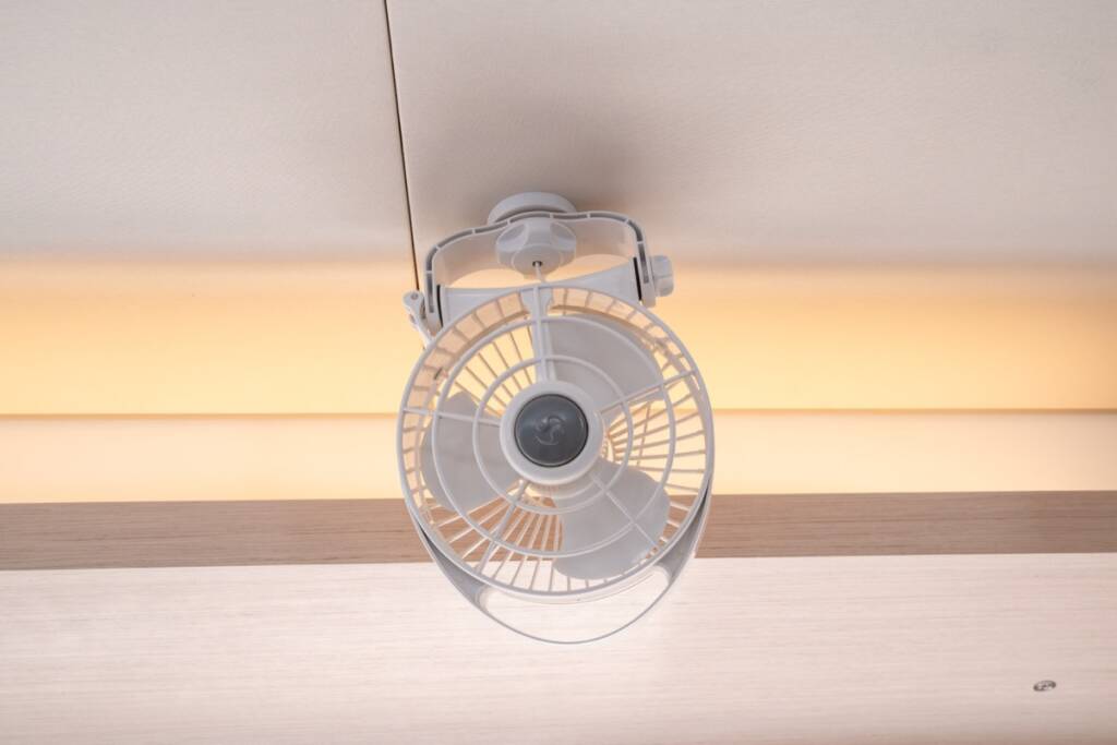 Lagoon 55 Zeri - FIRST CLASS