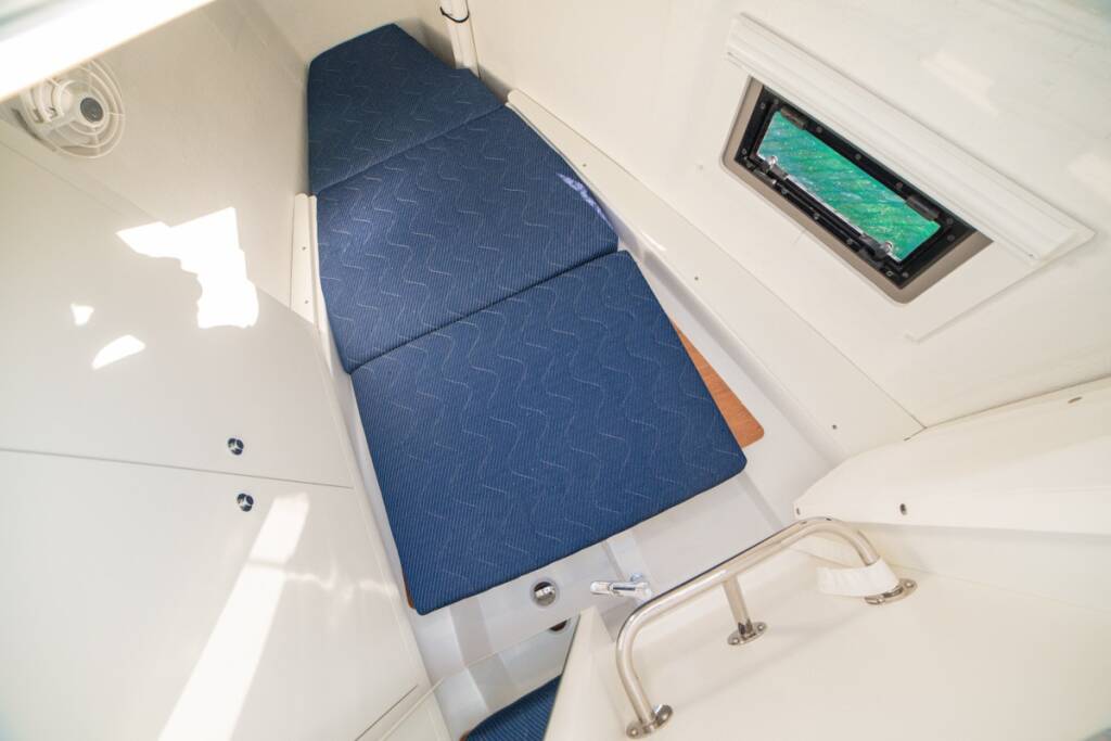 Lagoon 55 Zeri - FIRST CLASS