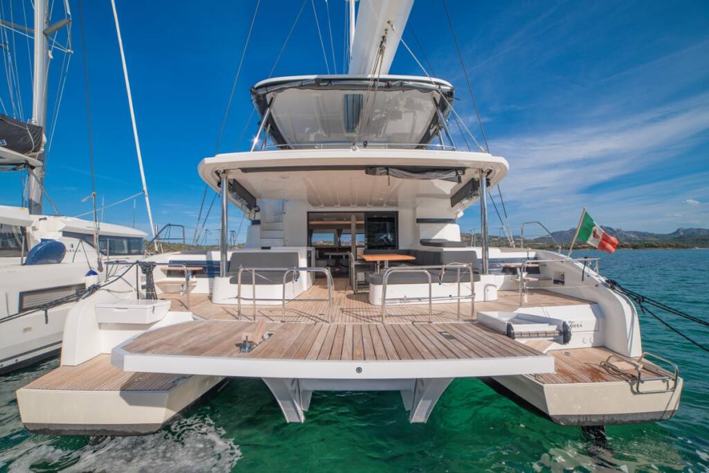 Lagoon 55 Zeri - FIRST CLASS