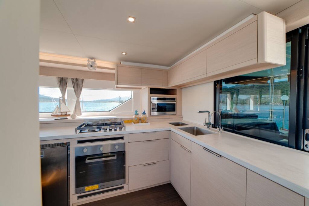 Lagoon 55 Zeri