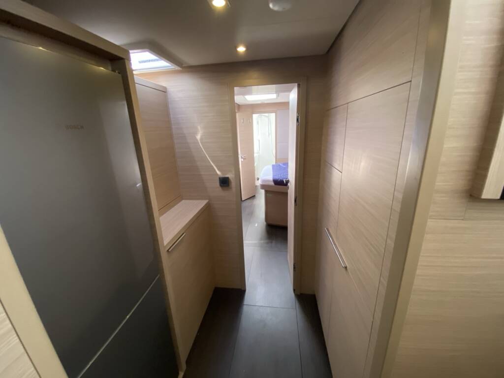 Lagoon 55  The Moon - FIRST CLASS