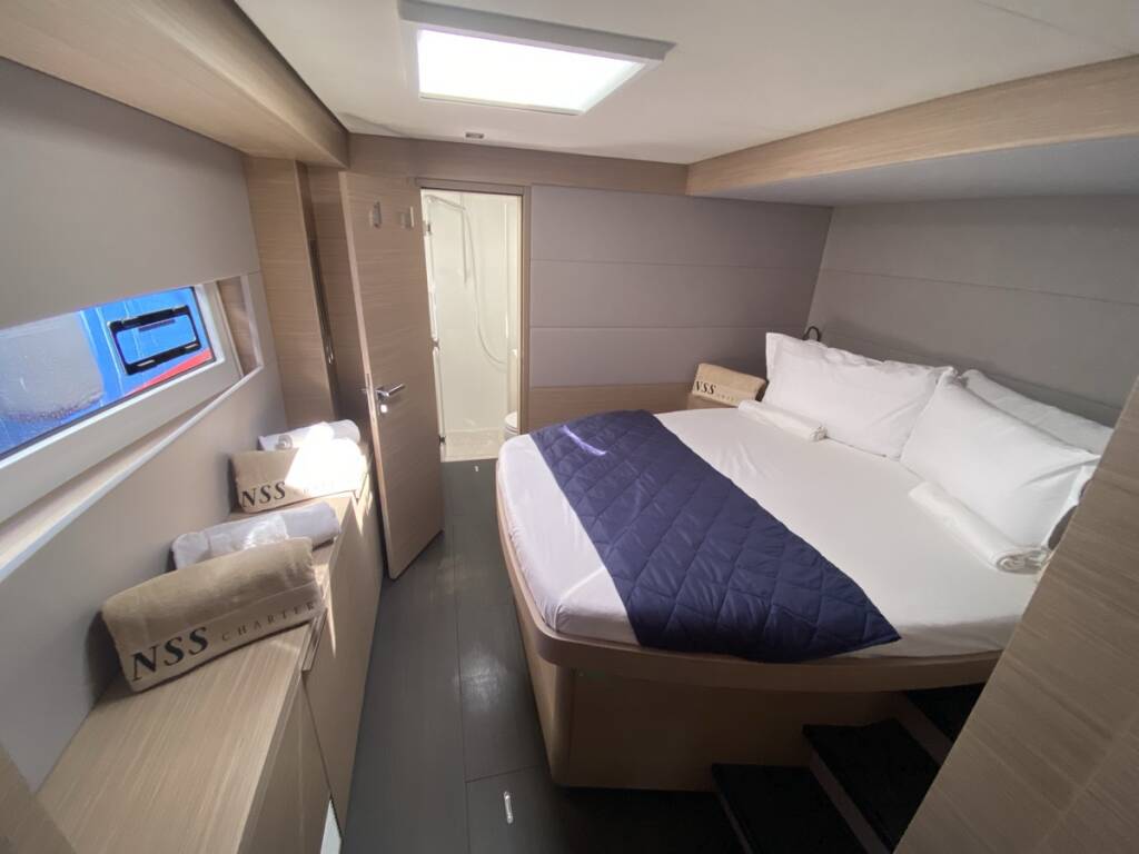 Lagoon 55  The Moon - FIRST CLASS